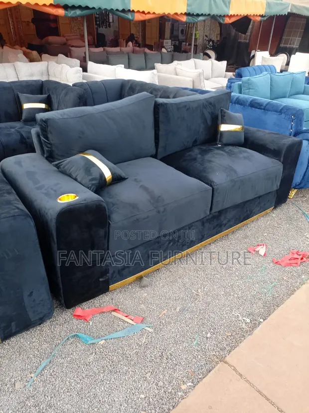 2-Seater Black Sofa Set - 1