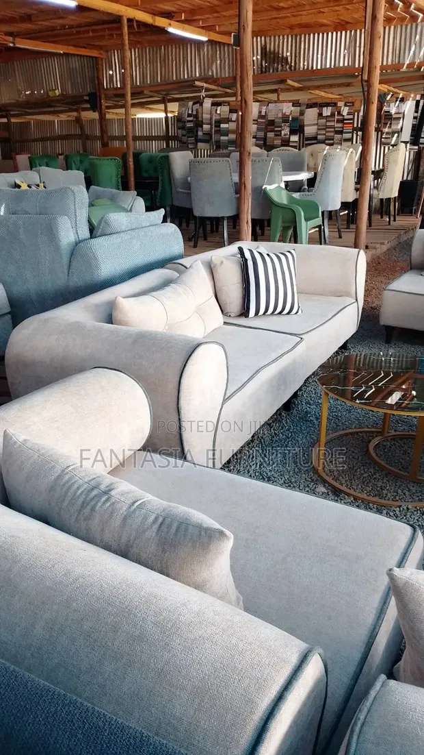 Brand New 3 Seater Sofa - Cream/White - 1