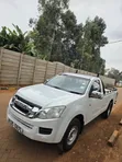 Isuzu D-MAX 2015 White - 1