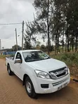 Isuzu D-MAX 2015 White - 2