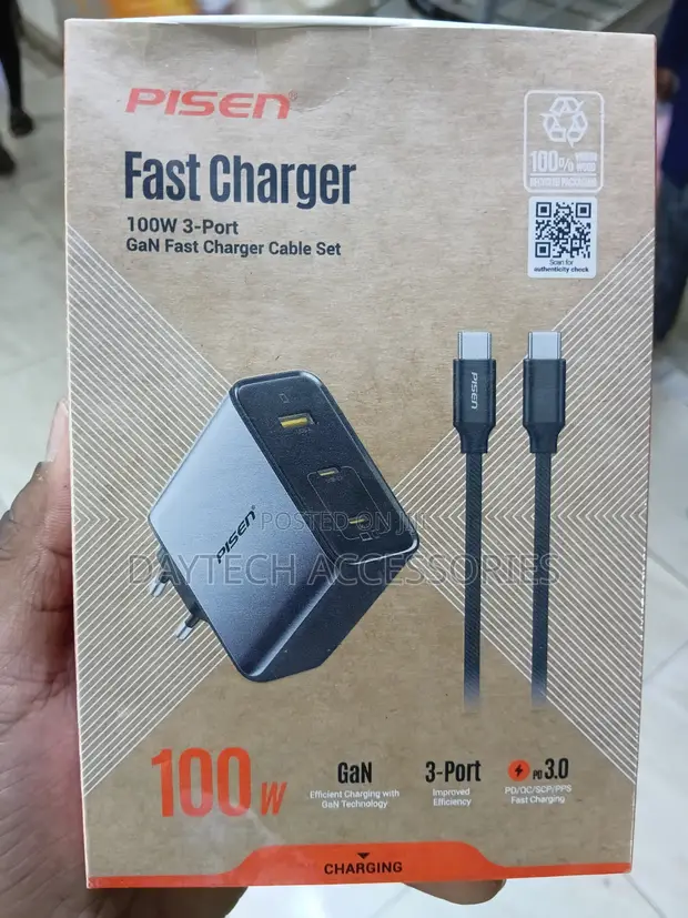 PISEN BOLT Pro 160W 4-Port GaN Fast Charger & Cable Set - 1