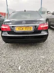 Mercedes-Benz E250 2012 Nyeusi - 3