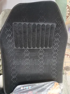 Black Woolen Car Mats - 5 Piece Set