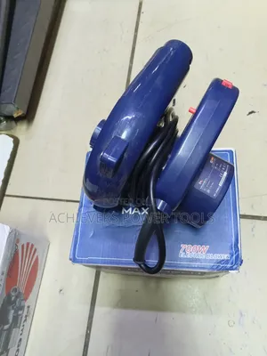 Maxmech 700W Air Blower