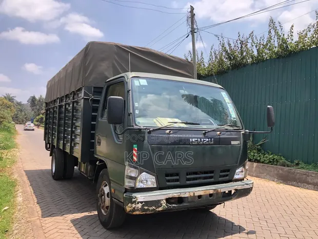 Isuzu NPR 2019 Rigid Truck - 1