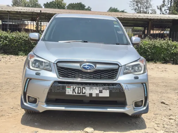 Subaru Forester XT 2014 Silver - 1