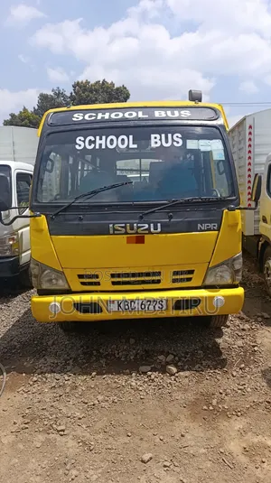 Isuzu NQR 2008 Njano