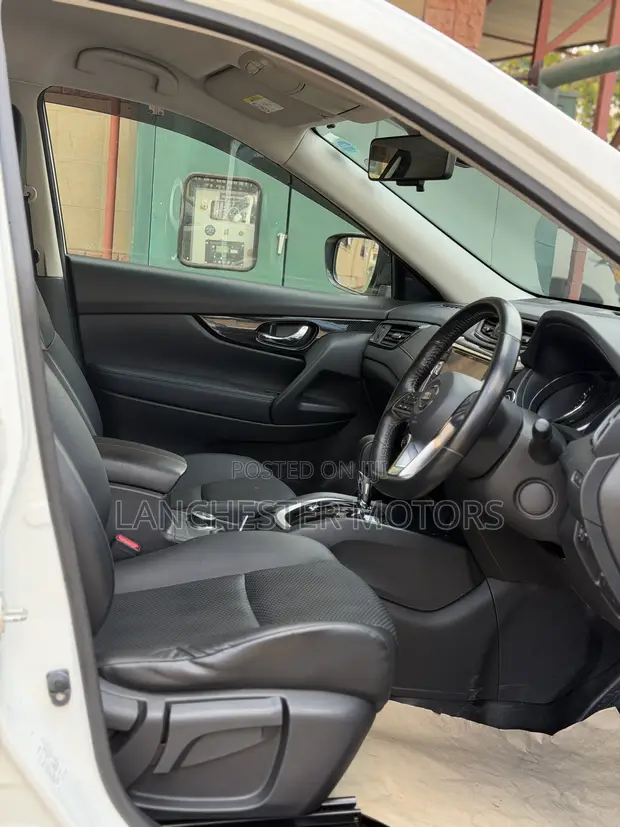 Nissan X-Trail 2019 White - 1