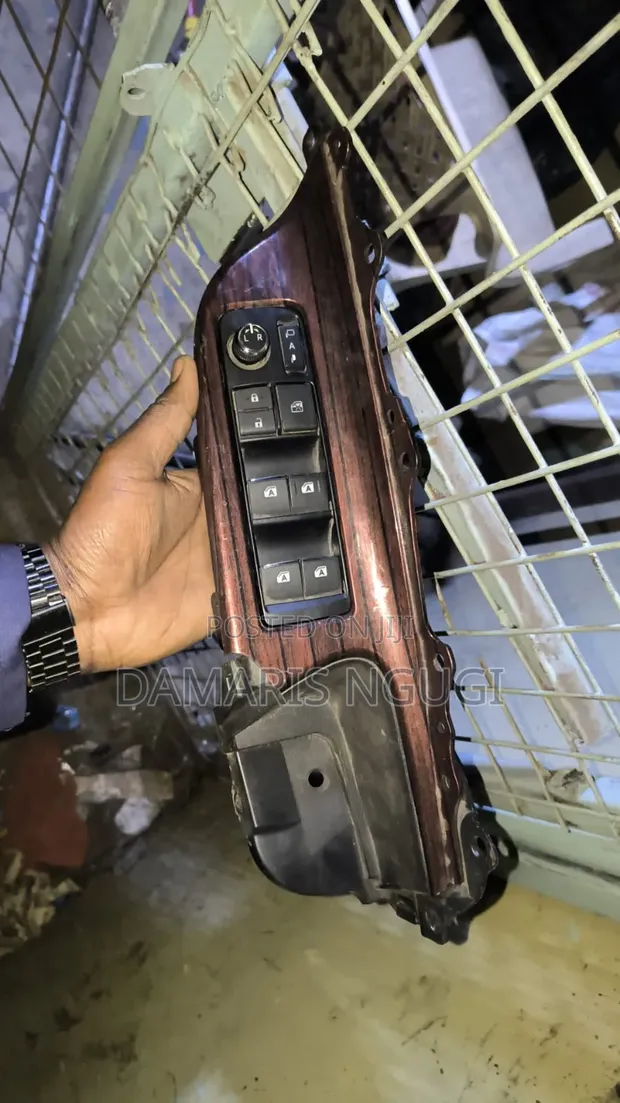 Toyota Harrier Main Switch (2015-2019) - 1
