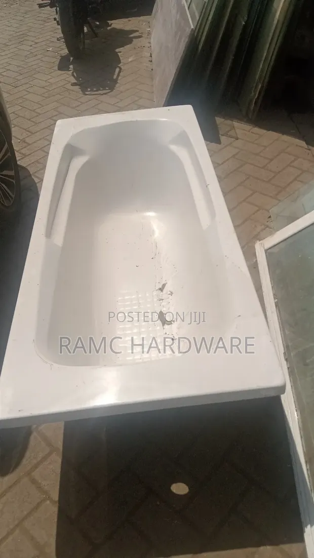 Ex-UK Bathtub - Premier Brand - 1