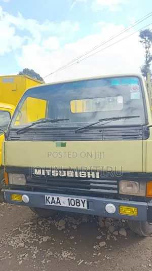 Mitsubishi FH 100 Lori Ndogo 1990 Njano