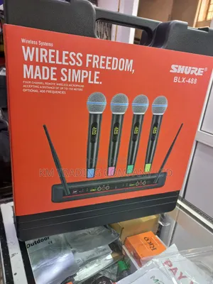 Mfumo wa Kipaza Sauti Kisichotumia Waya Shure BLX-288