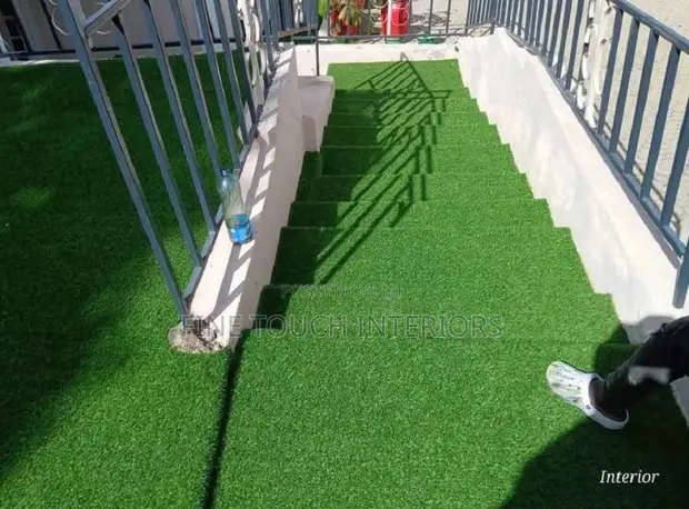 Fresh Green Look Artificial Grass Carpet - 1