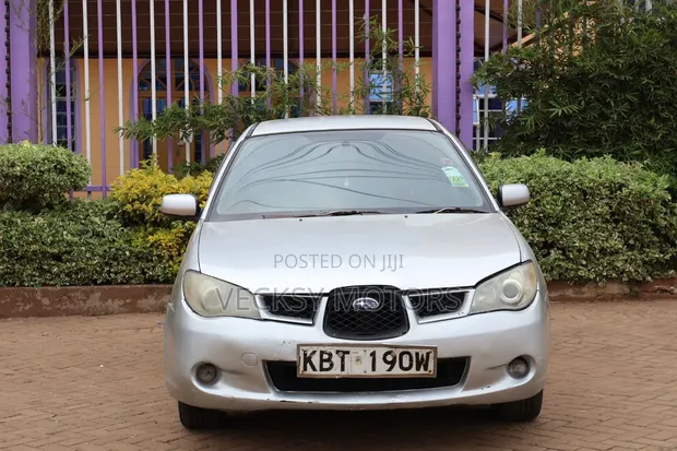 Subaru Impreza 2005 Silver - 1