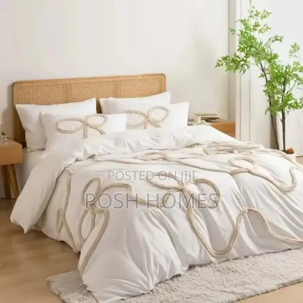 Bowknot Tufted Duvet Cover Set - 1