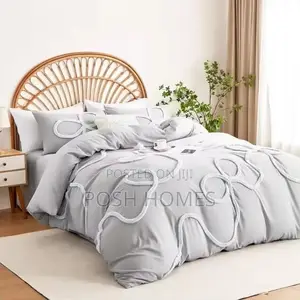 Beautiful Bowknot Tufted Duvet Cover Set