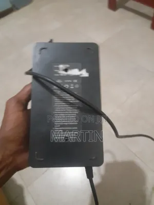 WorldParts Electric Scooter Fast Charger