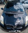 Toyota Vitz 2010 Nyeusi - 4