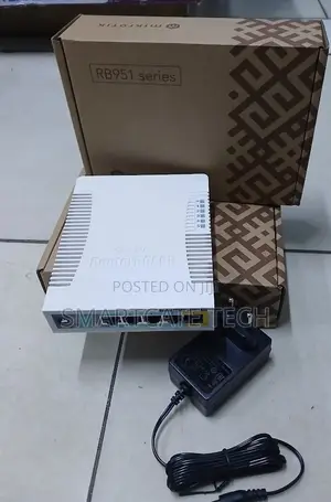 MikroTik RB951Ui-2HnD Wireless Access Router
