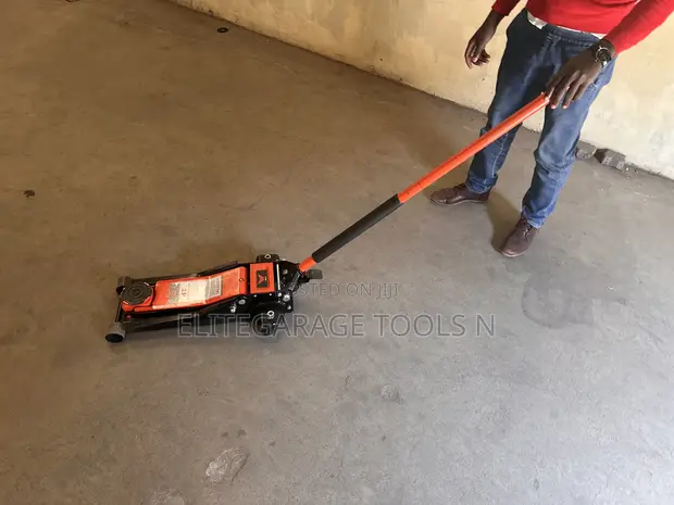 Heavy Duty 4 Ton Italian Commercial Floor Jack - 1