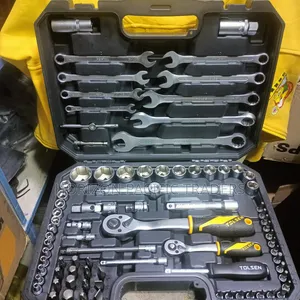 82pcs Tolsen Tool Set - Brand New