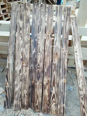 Rustic Pallet Strips/Planks