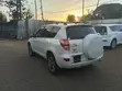 Toyota RAV4 2009 White - 4
