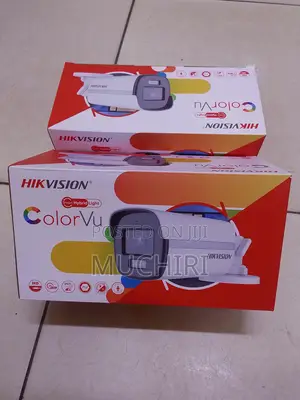 Hikvision DS-2CE12DF0T-F Kamera ya Bullet ya 2MP ColorVu