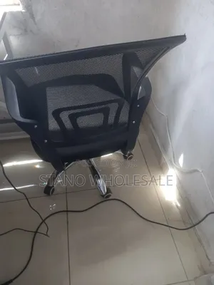 Brand New Assembled Office Chair (No Headrest)