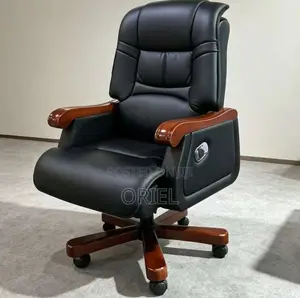 Luxury Solid Wood Frame Swivel Leather Office Chair