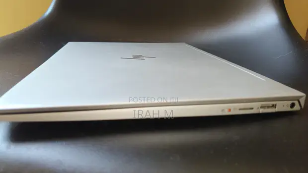 HP Envy 13 Laptop - Core i7, 8GB RAM, 256GB SSD, 4K Touchscreen - 1