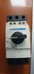 Schneider GV3P40 Manual Motor Starter - 2