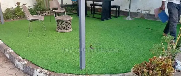 Artificial Grass Carpet - Kijani Halisi - 1