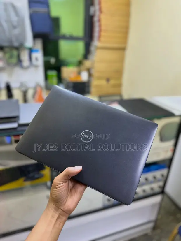 Dell Latitude 5430 Laptop - 16GB RAM, 256GB SSD, Core i7 - 1