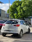 Mazda 2 2020 Silver - 3