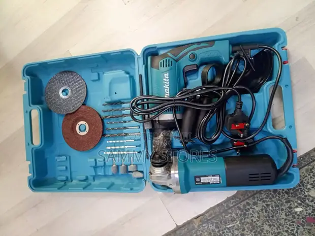 Makita Brushless Cordless Combo Drill Set - 1