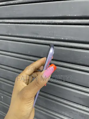 Apple iPhone 11 128GB Zambarau