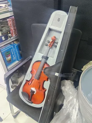 Maple Leaf Wood Full Size Violin
