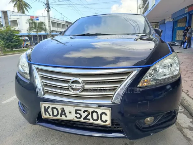 Nissan Sylphy 2013 Blue - 1