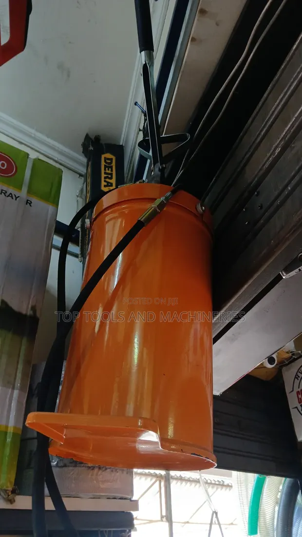20L Grease Bucket with Pump - 1