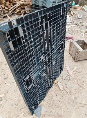 Long-Lasting Plastic Pallets