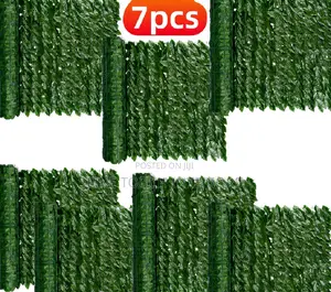 Artificial Green Privacy Screen
