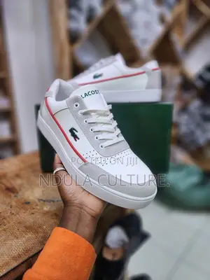 Lacoste Weekend Smart Casual Sneakers