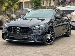 2022 Mercedes-Benz E-Class E350 - Matt Black