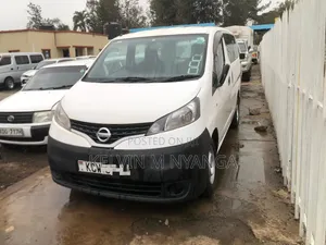 Nissan NV200 2013