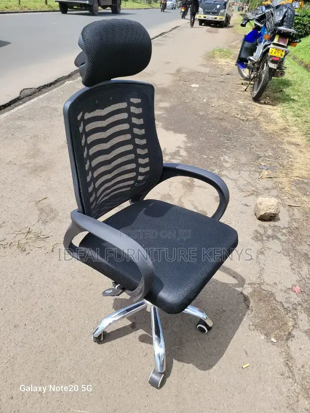Kiti cha Ofisi cha Ergonomic cha Mesh chenye Headrest - Nyeusi - 1