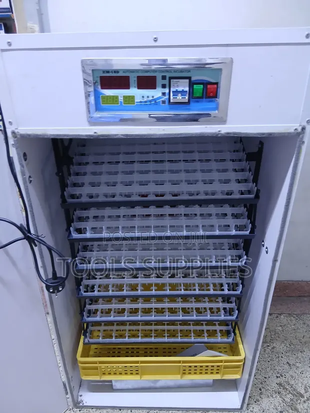 Incubator ya Mayai ya Kiotomatiki - Uwezo wa Mayai 528 - 1
