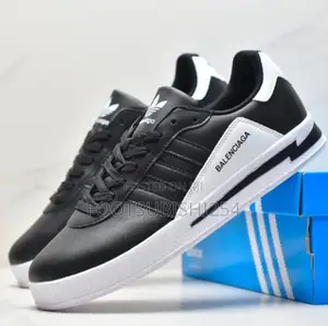 Balenciaga Smart Casual Sneakers