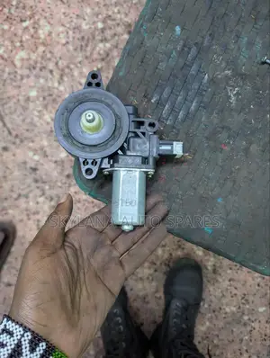 Mazda Demio Window Motor (Used)