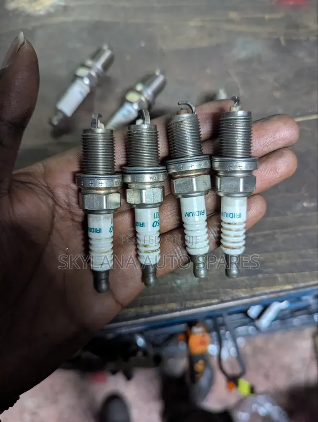 Toyota Probox/Voxy Spark Plugs (Used) - 1